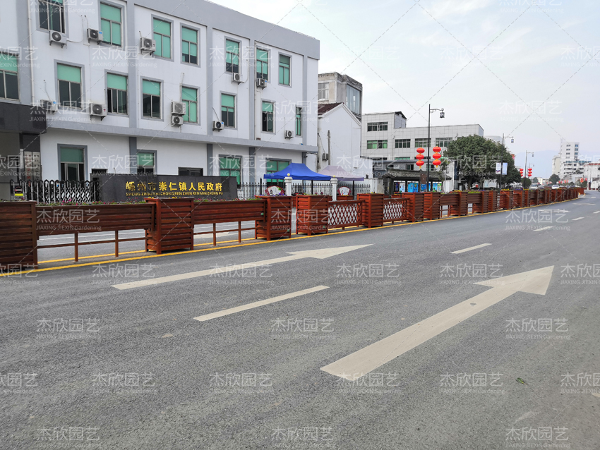 道路花箱护栏尺寸多少？选什么颜色好看？