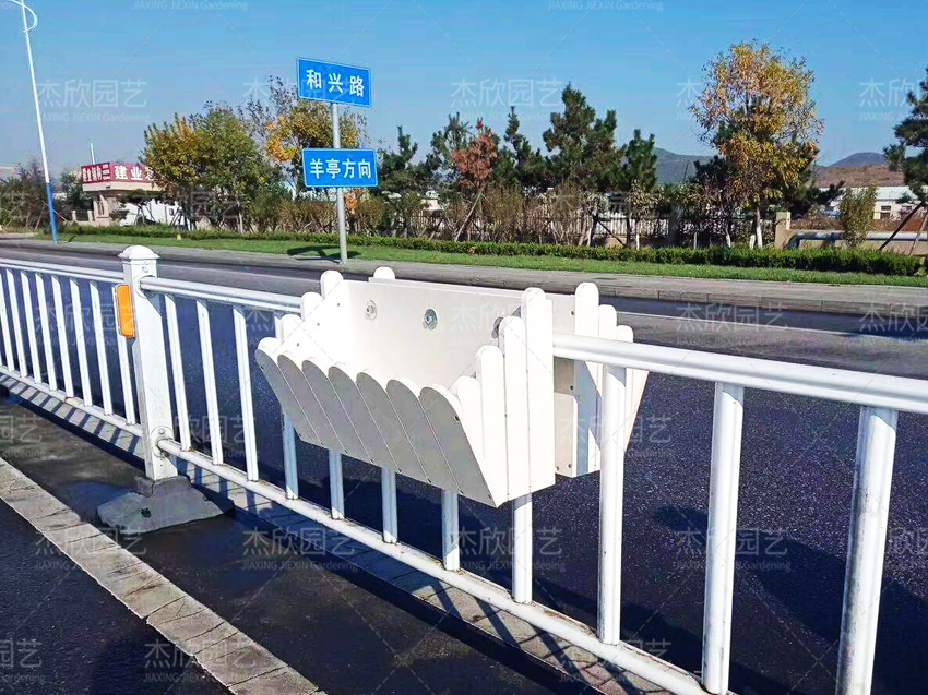花箱式护栏装饰效果怎么样？