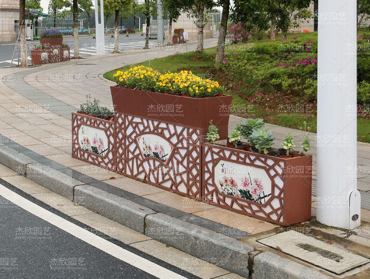 PVC组合花箱防撞吗？