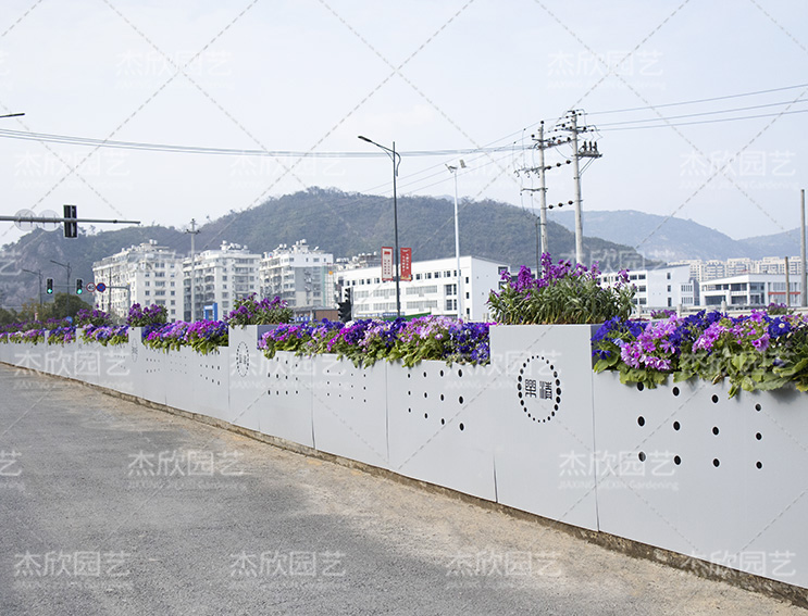 不锈钢户外花箱天空之城隔离花箱